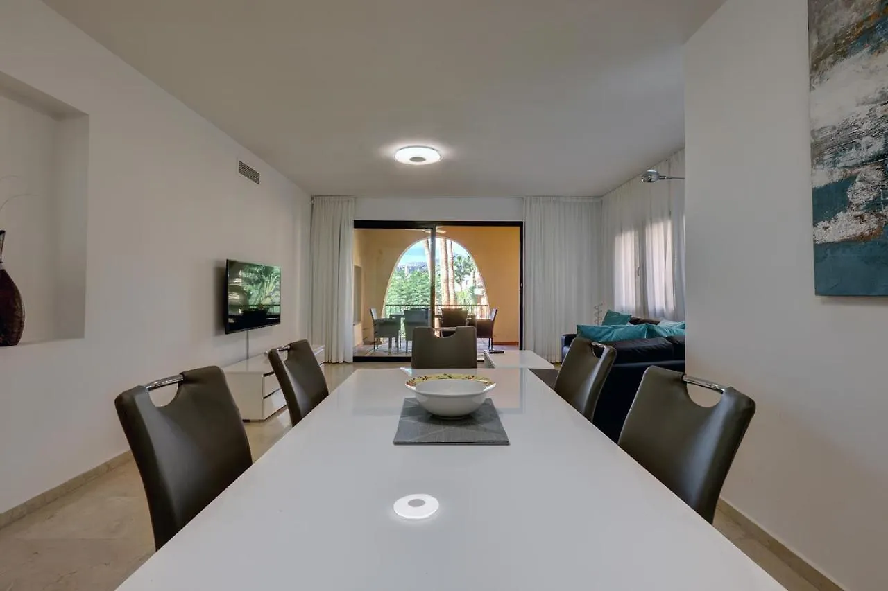 El Campanario Apartment - Pool View 에스테포나 0*,