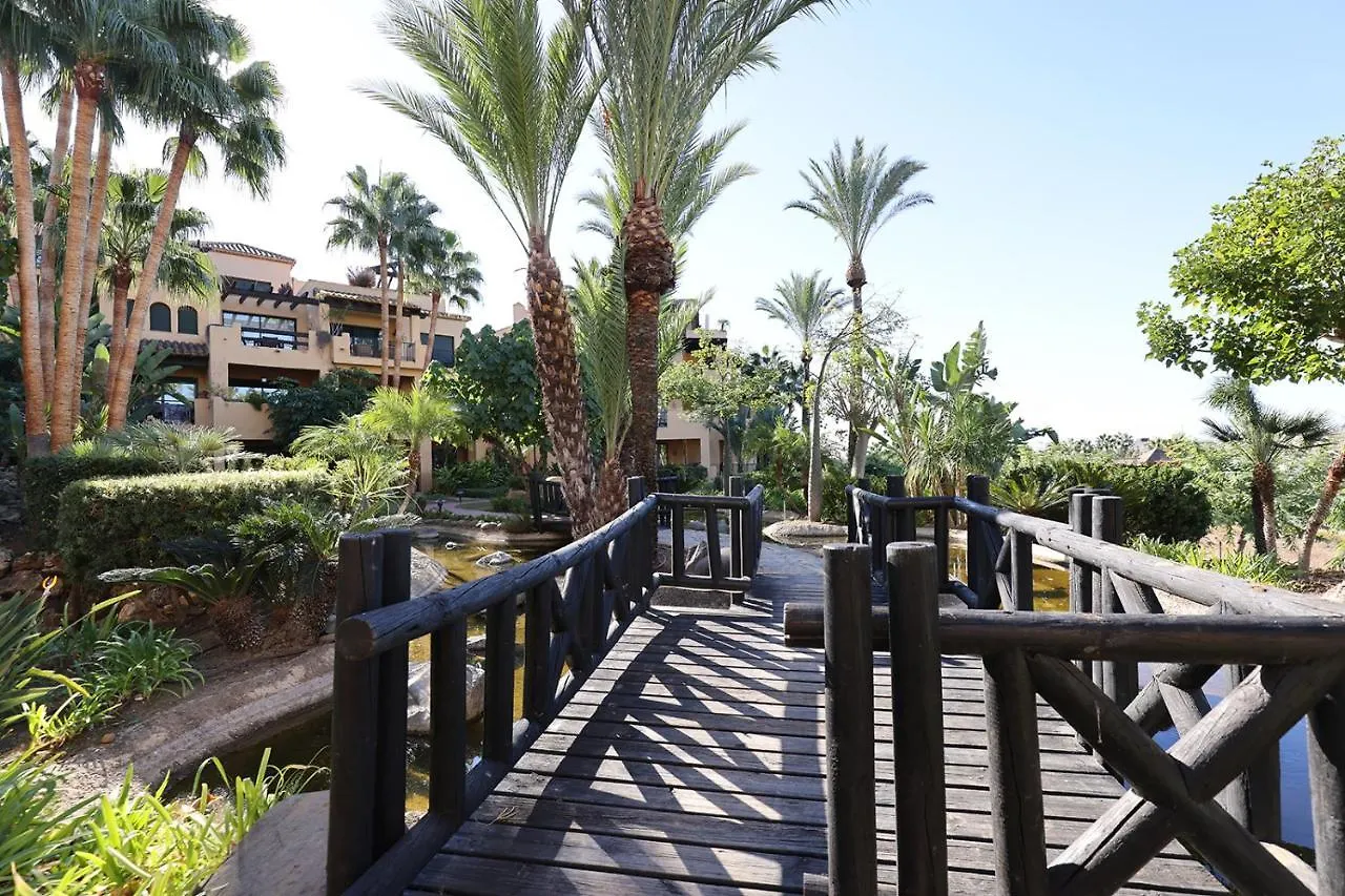 El Campanario Apartment - Pool View Estepona